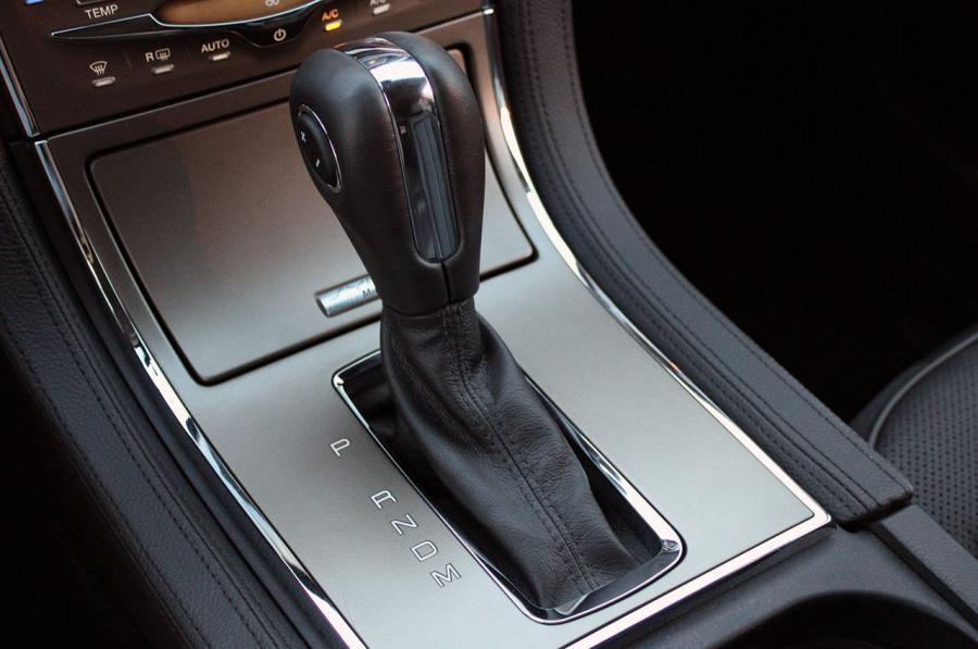  Lincoln MKX 2011 года  (фото 16 из 105)